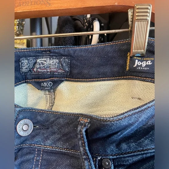 Silver Jeans, dark wash with a worn in look. Size W32/L31 AIKO high skinny - Picture 4 of 4